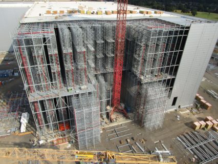 Insgesamt 20.000 Tonnen Stahl wurden beim neuen Hochregallager verbaut.